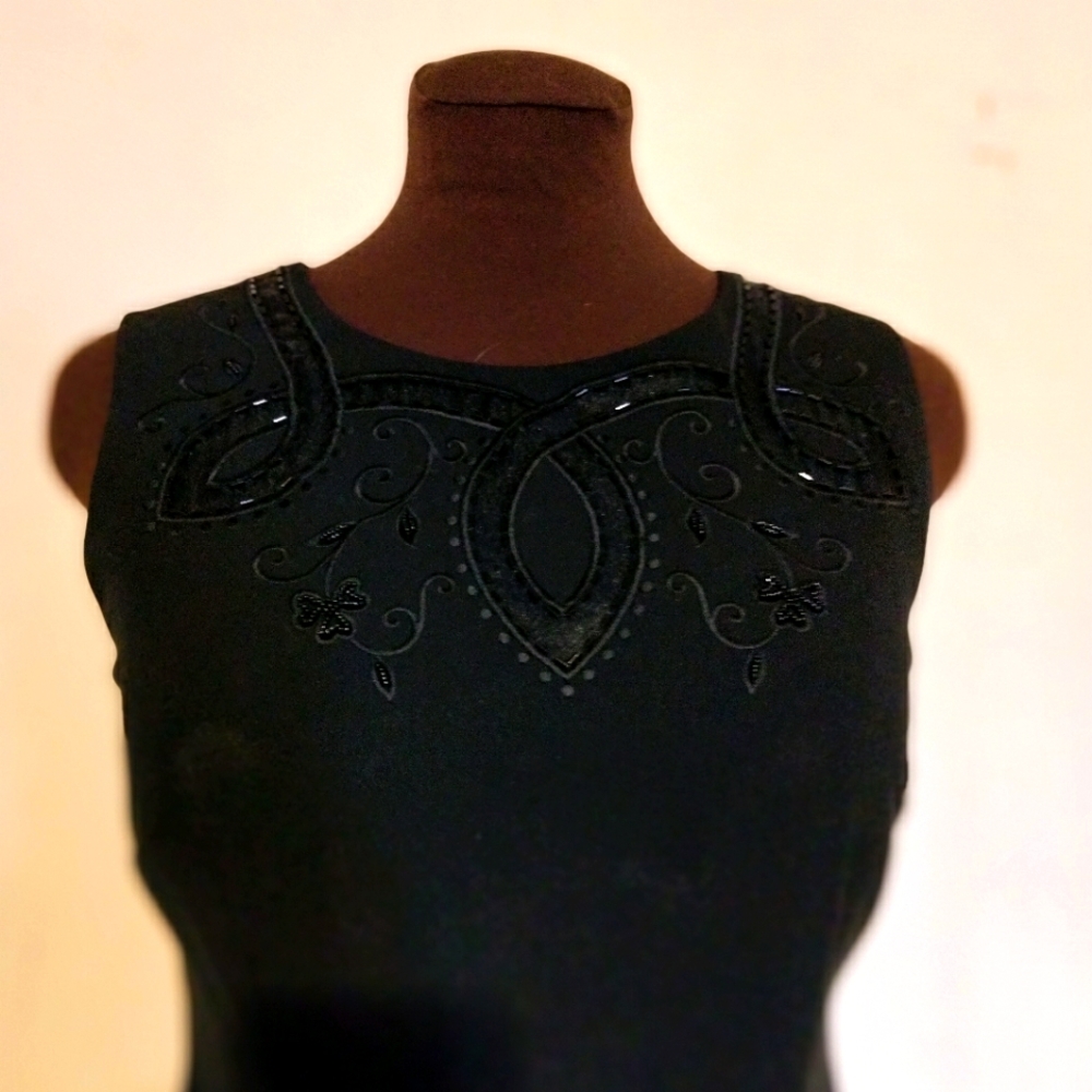 Adriana papell black dress size 6
